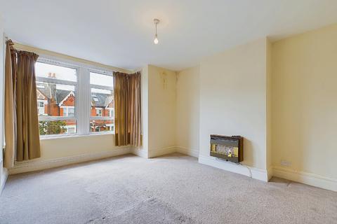 2 bedroom apartment for sale, Beauval Road, London SE22