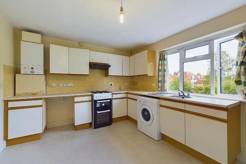 2 bedroom apartment for sale, Beauval Road, London SE22