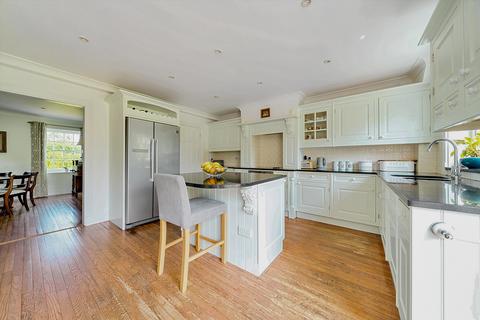 5 bedroom detached house for sale, West End, Waltham St. Lawrence, Reading, Berkshire, RG10