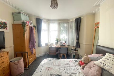 6 bedroom terraced house to rent, Fishponds, Bristol BS16