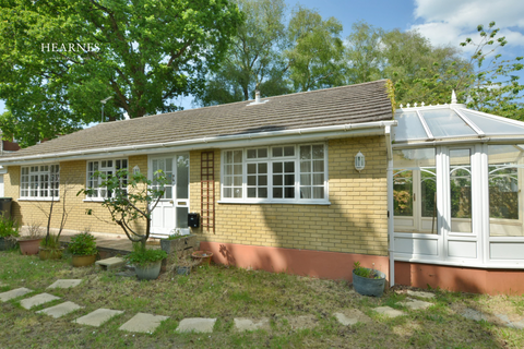 3 bedroom detached bungalow for sale, Sunnybank Way, Colehill, Dorset, BH21 2HT