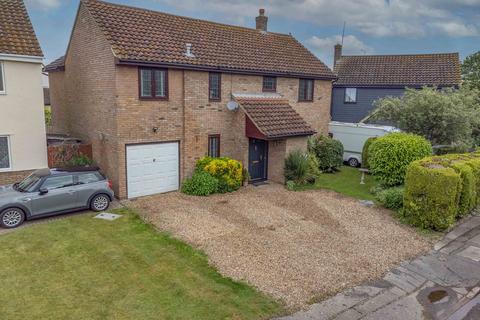 3 Marston Beck, Springfield, Chelmsford, CM2 6RL