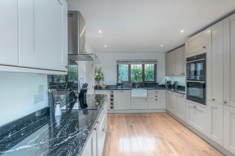 3 Marston Beck, Springfield, Chelmsford, CM2 6RL