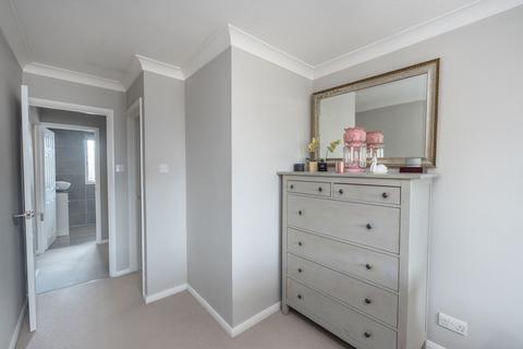 3 Marston Beck, Springfield, Chelmsford, CM2 6RL