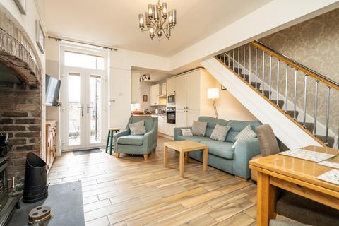 393 Plodder Lane, Farnworth, Bolton, BL4 0JU