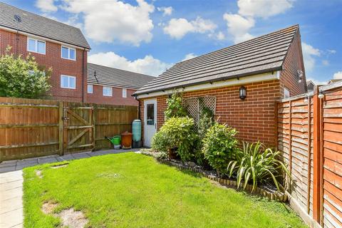 3 bedroom semi-detached house for sale, Faulkner Gardens, Littlehampton, West Sussex