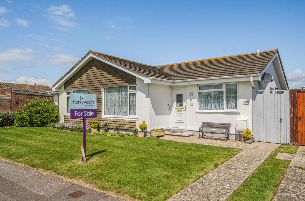 Cormorant Way, East Wittering, PO20 2 bed property for sale £350,000