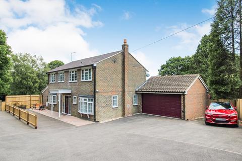 4 bedroom detached house for sale, Church Road, Worth, Crawley, West Sussex. RH10 7RT