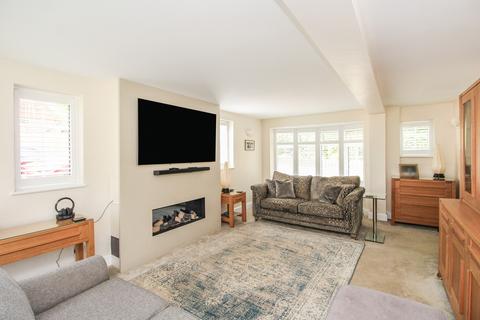 4 bedroom detached house for sale, Church Road, Worth, Crawley, West Sussex. RH10 7RT