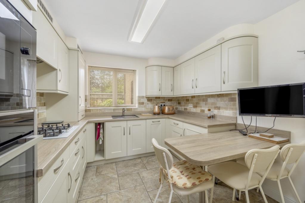Flat 2, Birch Court (Boston)-11