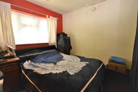 41 Gibraltar Crescent, Epsom, KT19 9BS
