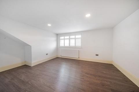 1 bedroom apartment for sale, Pinner Road, Northwood