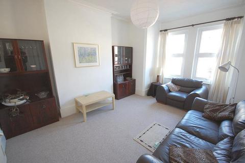 2 bedroom flat to rent, Palace Gates Road, Alexandra Park, London, N22