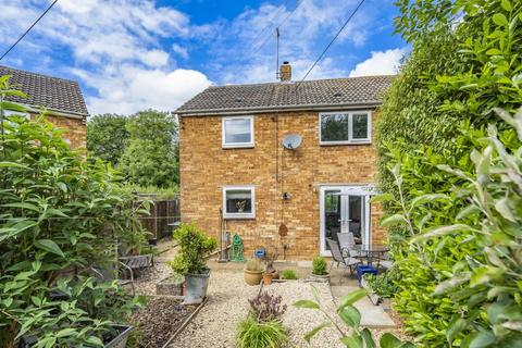 3 bedroom semi-detached house for sale, Milcombe,  Oxfordshire,  OX15