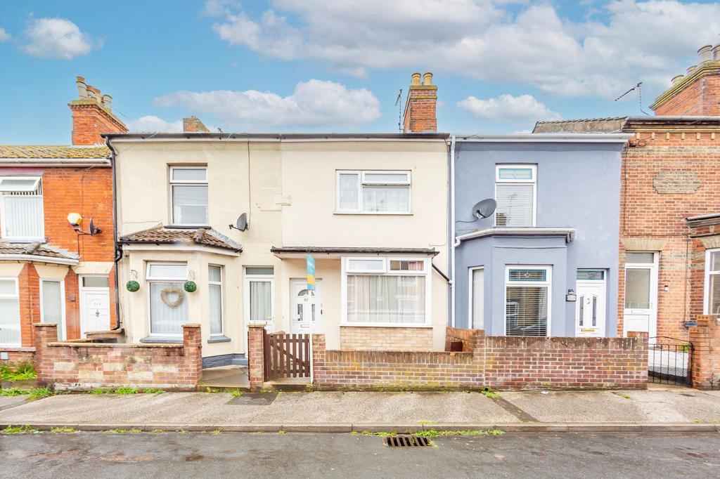 Wollaston Road, Lowestoft 3 bed terraced house for sale £110,000