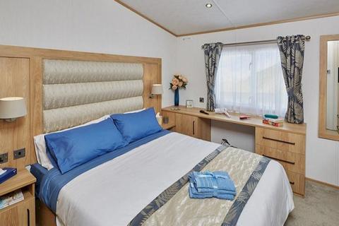 2 bedroom lodge for sale, 18 Aspen Corner, Westbury BA13