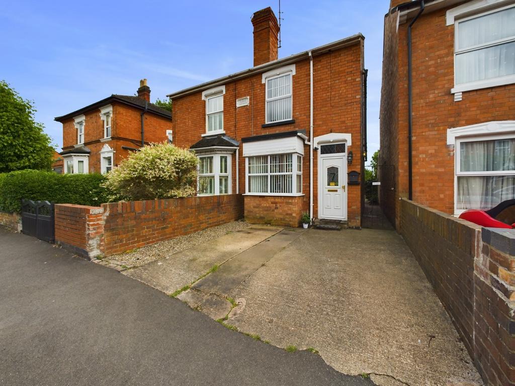 McIntyre Road, Worcester... 3 bed semidetached house for sale £260,000