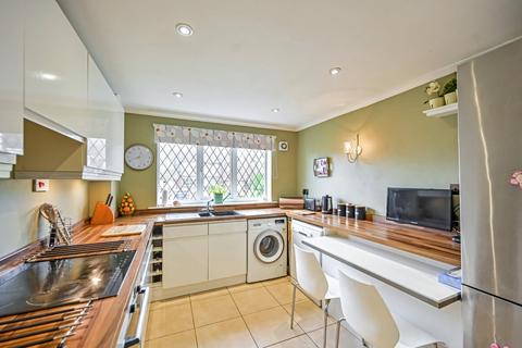 4 bedroom detached house for sale, Swan Lane, Sellindge, Ashford, Kent, TN25