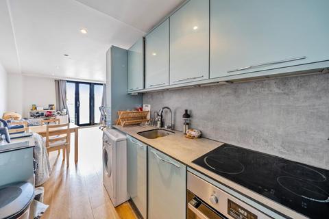 Flat 5, 3 Winchester Square, London, SE1 9BH