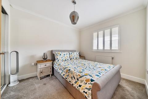 15 Cuckmere Way, Orpington, BR5 4FH