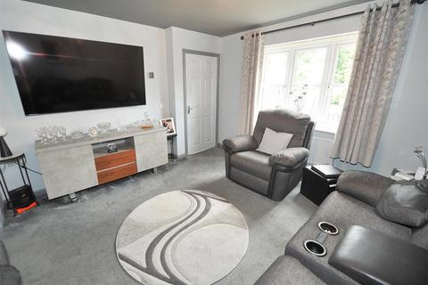 17 Mariners Way, Irlam, Manchester, M44 6GN