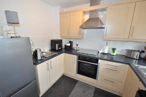 17 Mariners Way, Irlam, Manchester, M44 6GN