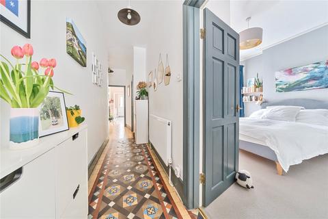 3 Victoria Road, Wood Green, London, N22 7XA