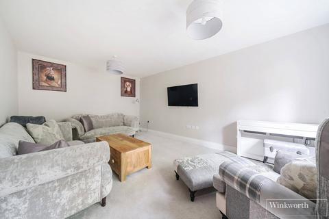 4 bedroom semi-detached house for sale, Guildford Road, Bagshot, Surrey, GU19