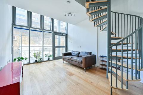 2 bedroom flat to rent, Crampton Street, Elephant and Castle, London, SE17