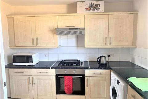 1 bedroom in a flat share to rent, Surbiton Road, Kingston upon Thames, Surrey