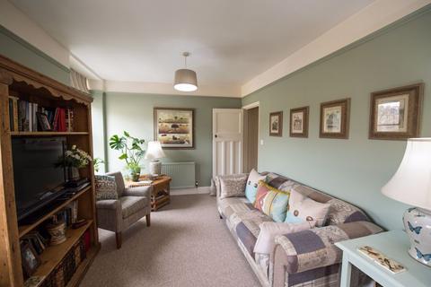 2 bedroom apartment to rent, 5 Upper East Hayes, Bath