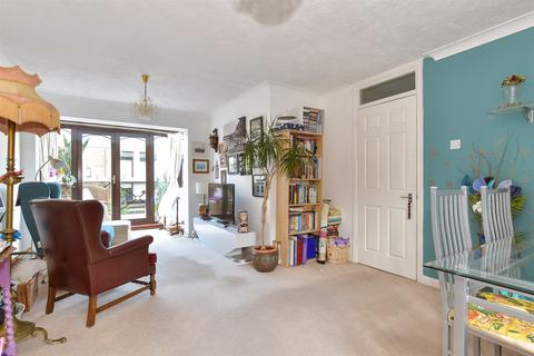 3 bedroom townhouse for sale, Esplanade, Esplanade, Rochester, Kent