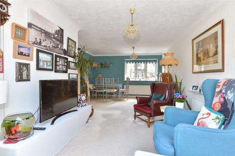 3 bedroom townhouse for sale, Esplanade, Esplanade, Rochester, Kent