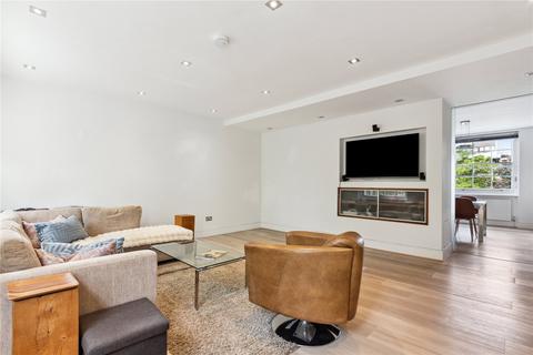 3 bedroom apartment to rent, Connaught Square, London, W2