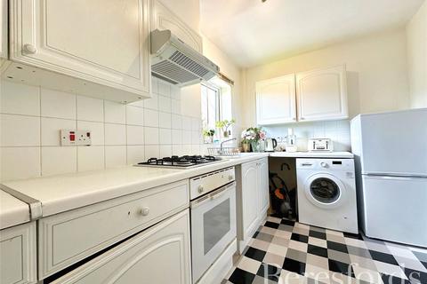 74 Abbs Cross Gardens, Hornchurch, RM12 4XJ