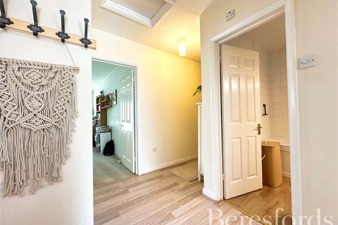 74 Abbs Cross Gardens, Hornchurch, RM12 4XJ