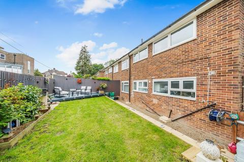 6 Martins Close, West Wickham, BR4 9AB