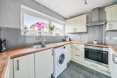 2 bedroom maisonette for sale, Martins Close, West Wickham