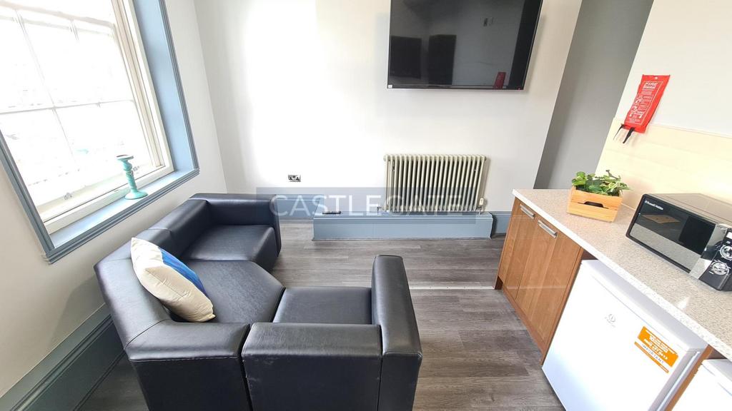 Floor 2, Flat 1, Merchants Hall, 18-20 St George S