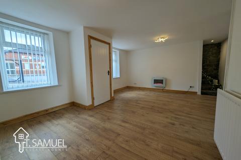 2 bedroom end of terrace house for sale, Pryce Street, Mountain Ash