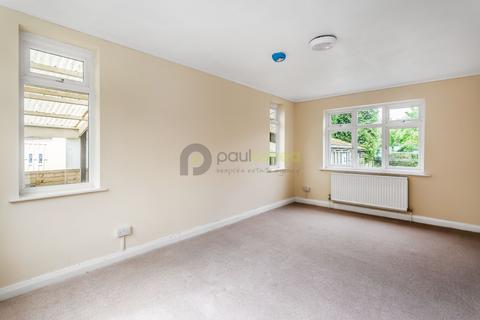 112 Reddown Road, Coulsdon, CR5 1AL