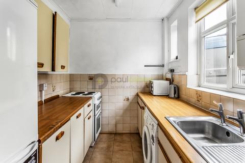 112 Reddown Road, Coulsdon, CR5 1AL