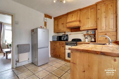 182 Walsall Road, Lichfield, WS13 8AH