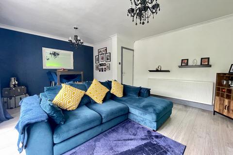 3 bedroom terraced house for sale, Trevelyan Drive, Newcastle upon Tyne, NE5