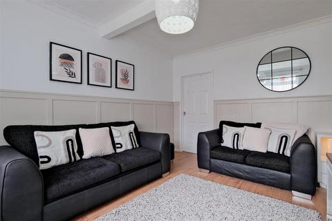 2 bedroom end of terrace house for sale, Ardgay Street, Glasgow