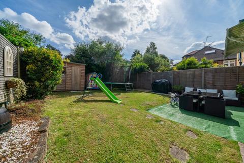 23 Ventnor Road, Sutton, SM2 6AQ