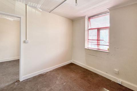 2 bedroom flat for sale, 28A Goresbrook Road, Dagenham, Essex, RM9 6UR