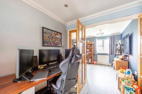 23 Broad Fleet Close, Oulton, Lowestoft, NR32 3RA