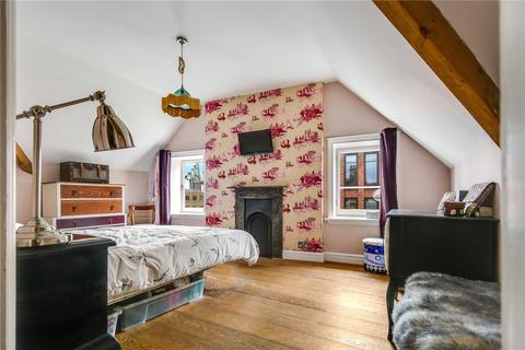2 bedroom flat to rent, Brushfield Street, Spitalfields, London, E1