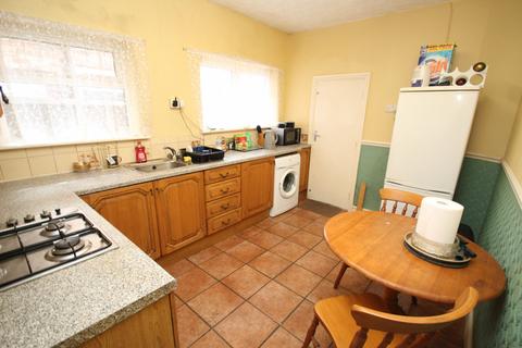 3 bedroom terraced house for sale, Portland Road, Stretford, M32 0PH